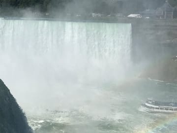 Niagara Falls Day Trip from New York with Maid of the Mist