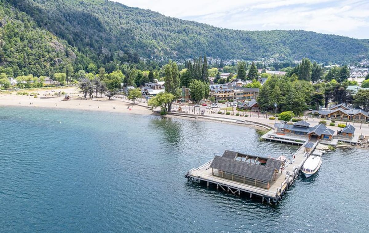 San Martin de los Andes and the Seven Lakes Day Trip from Bariloche