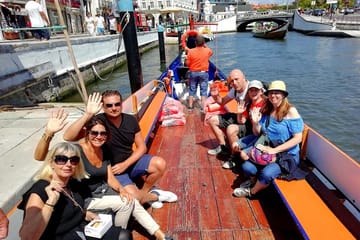 From Porto: Aveiro Half-Day Tour with Moliceiro River Cruise