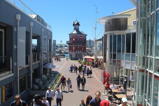 Travelers going to Robben Island