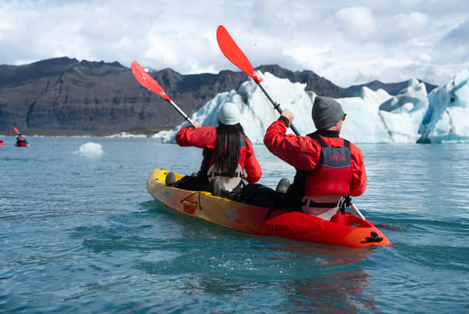 Jokulsarlon Kayaking & Glacier Hike photo 5
