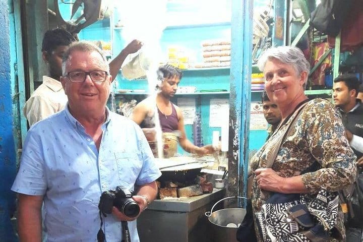 Discover Old Delhi: 4-Hour Evening Walking Tour includes Guide & Dinner 8