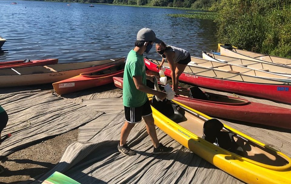 Kayaking Adventure in Deep Cove, Metro Vancouver