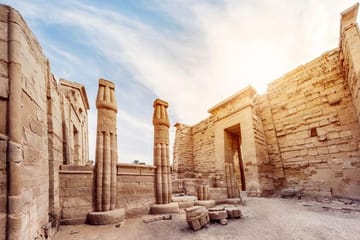 Private Guided Day Tour to Dendera and Medinet Habu from Hurghada