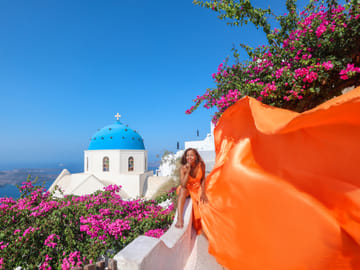 Private Photography Tour in Fira, Santorini with Dress Shoot