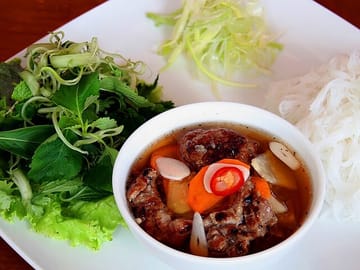 GROUP or PRIVATE Street Food Tour - Walking Hanoi Old Quarter
