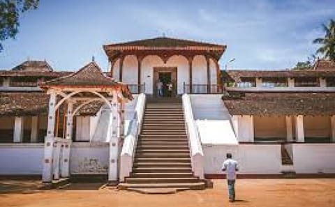 Full Day Adventure Tour of Ratnapura's Gems and Waterfalls