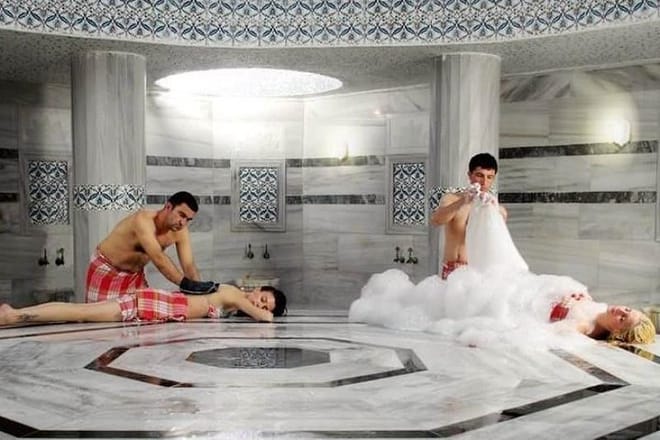 Cleopatra Bath with Massage and full spa program