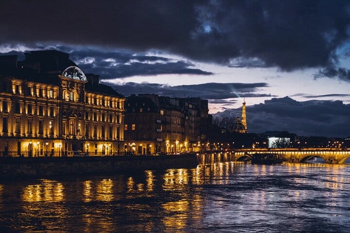 7 hour Paris Night Tour and Moulin Rouge with Airport Transfer 6