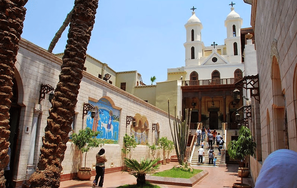 Hanging Church and Islamic Cairo City Tour with Historic Sites