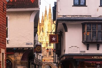 Private 2-Hour Walking Tour of Historic Canterbury