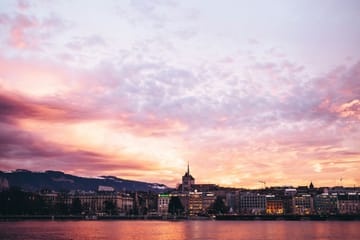 Private Guided Walking Tour of Geneva's Historical Highlights