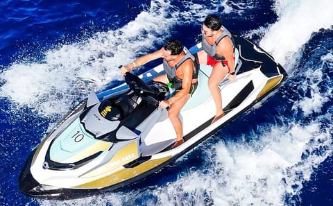 Jet Ski Safari to Blue Lagoon and Crystal Lagoon in Malta