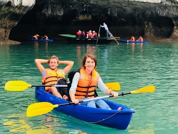 Halong Bay Day Tour with 6-Hour Cruise from Hanoi