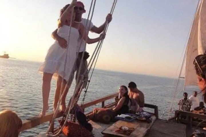 Nungwi Village Tour, Kilosa Zoo and Swim with Turtles Baraka