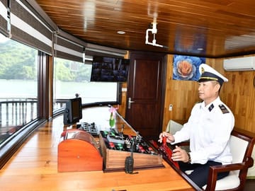 Sapphire Cruise 3 Days 2 Nights (2 Nights on Boat )