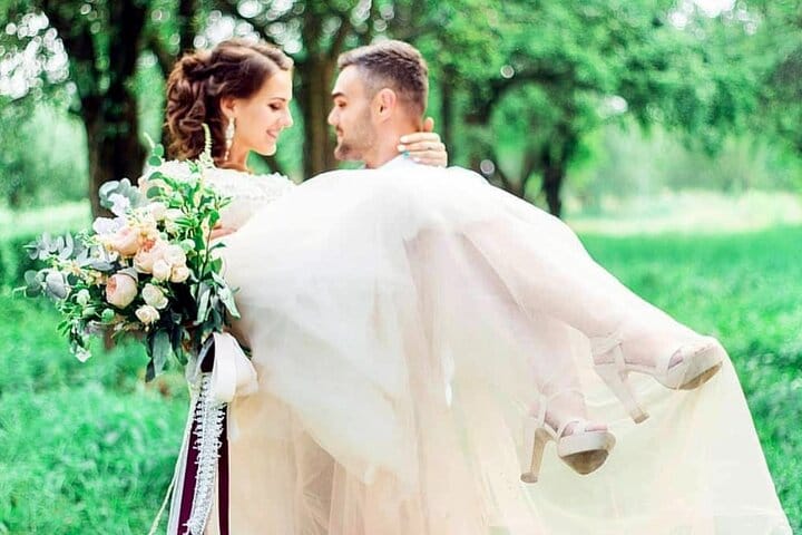 Professional Photography for Small Family Wedding 10