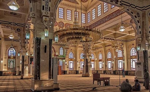 Premium City Tour: Mosque, Marina, Papyrus & Handicraft – Hurghada