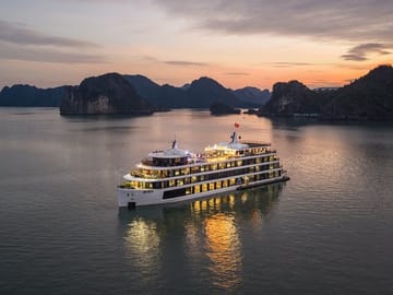 L’amour Cruise 2-Day 1-Night Ha Long Bay Scenic Luxury Tour