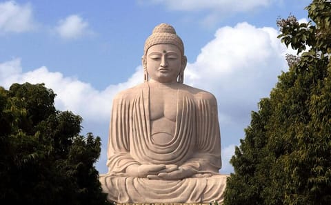 Buddhist Pilgrimage Tour of Four Sacred Sites in Bodh Gaya