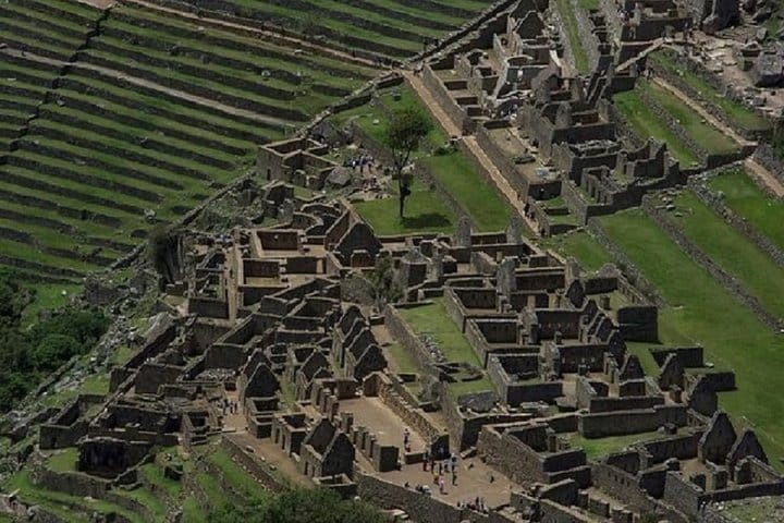 Machu Picchu 2-Day Tour in Cusco 8