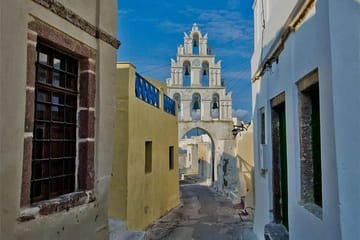 Santorini 5-Hour Tour of Megalochori Village