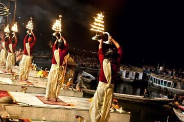 Holi Tour of Varanasi includes Boat ride and Breakfast.