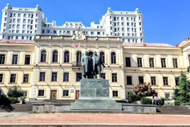 Soviet Empire Collapse: Tbilisi Walking Tour with a PhD 3
