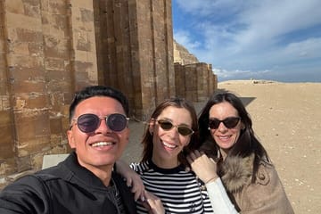 Saqqara, Memphis, and Dahshur Pyramids Day Tour in Giza