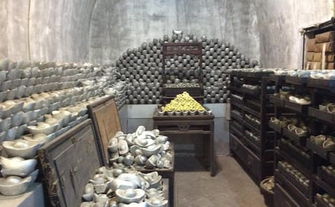 Walking Tour of Pingyao's Historical Sites with Local Lunch