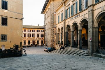 Private Cultural Tour of Arezzo from Rome by Minivan