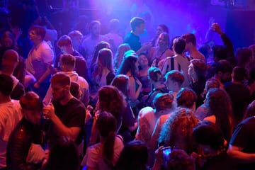 Alanya Pub Crawl with Party Boat Tour and Foam Party in Alanya