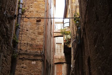 Private Walking Tour of Historic Volterra Old Town