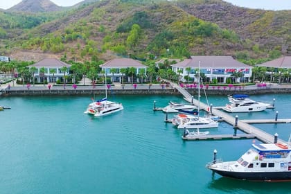 Yacht Tour in Nha Trang