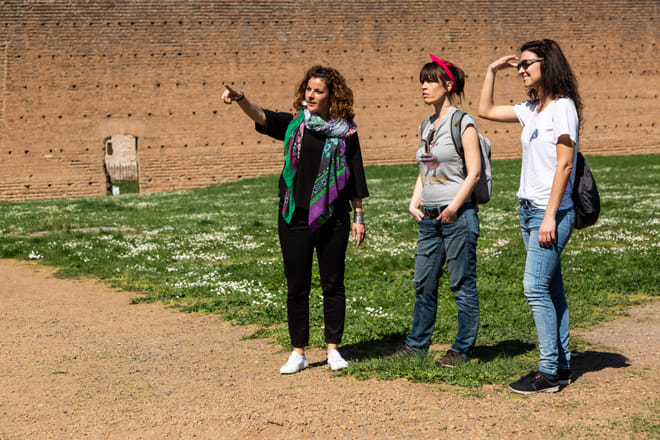 Appian Way and Caffarella Valley: Nature , Culture and Gastronomy