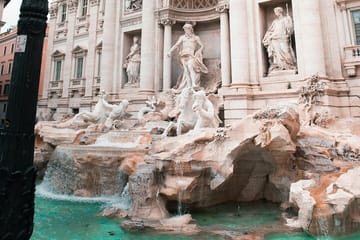 Photography Session at Rome's Trevi Fountain