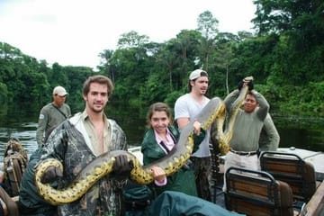 Macaw Watching and Adventure in Puerto Maldonado, Peru
