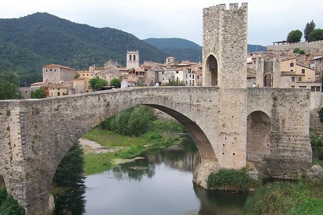 Private Girona and Besalu, Jewish History tour from Barcelona 3