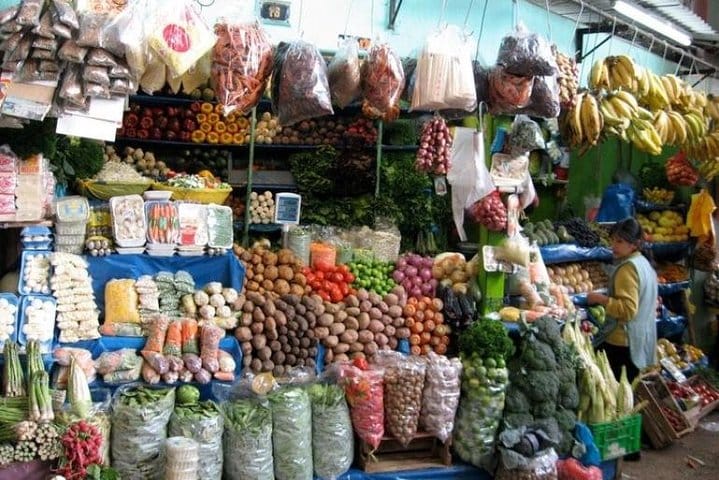 Outdoor market in Lima
