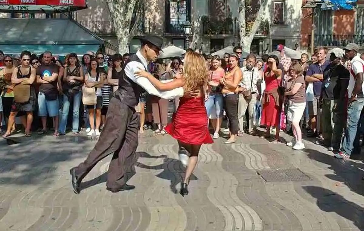 Private Walking Tour on Barcelona Old Town 3-Hour