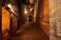 Guided Old Town Walking Tour in Edinburgh 7