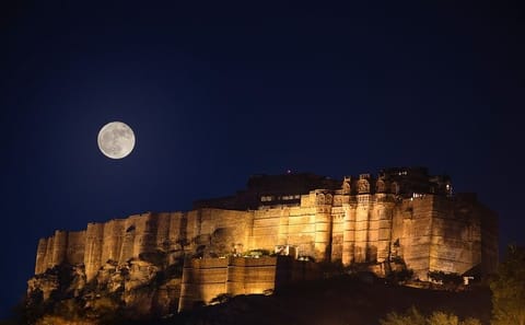 Jodhpur Heritage Tour with Mehrangarh Fort and Mandore Gardens