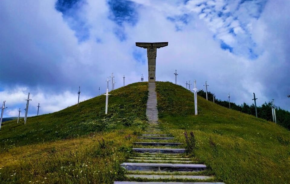 Tbilisi Day Tour: Turtle Lake, Kojori Fortress, and Museum