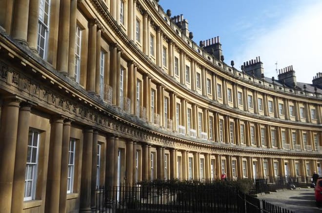 Bath City Tour - Private tour with a local guide born in Bath