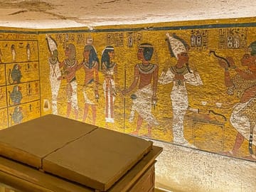 Luxor Valley of the Kings & Hatshepsut Temple & Colossi of Memnon