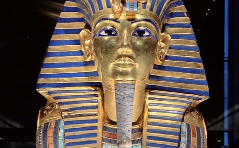 Cairo Day Trip from Hurghada: Pyramids & Grand Egyptian Museum