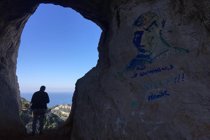 Panoramic Hiking on Marseille from Les Calanques 5