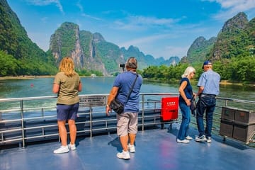 Li River Cruise from Guilin to Yangshuo with Private Guide