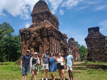 Deluxe Small Group Tour: My Son Holyland & Hoi An River Cruise