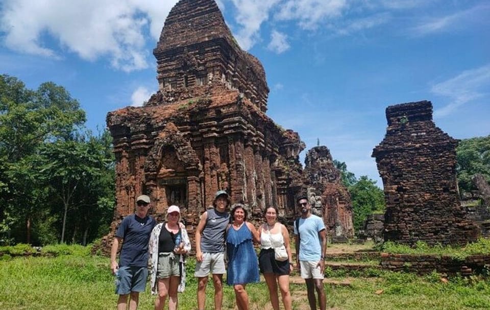 Deluxe Small Group Tour: My Son Holyland & Hoi An River Cruise